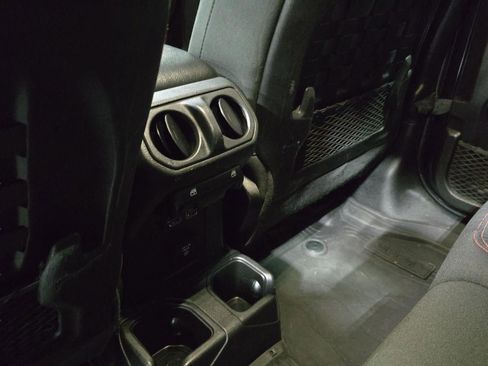 Used 2022 Jeep Gladiator Rubicon w/ Trailer Tow Package image 14