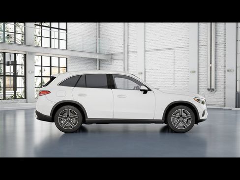 Certified 2026 Mercedes-Benz GLC 300 4MATIC image 11