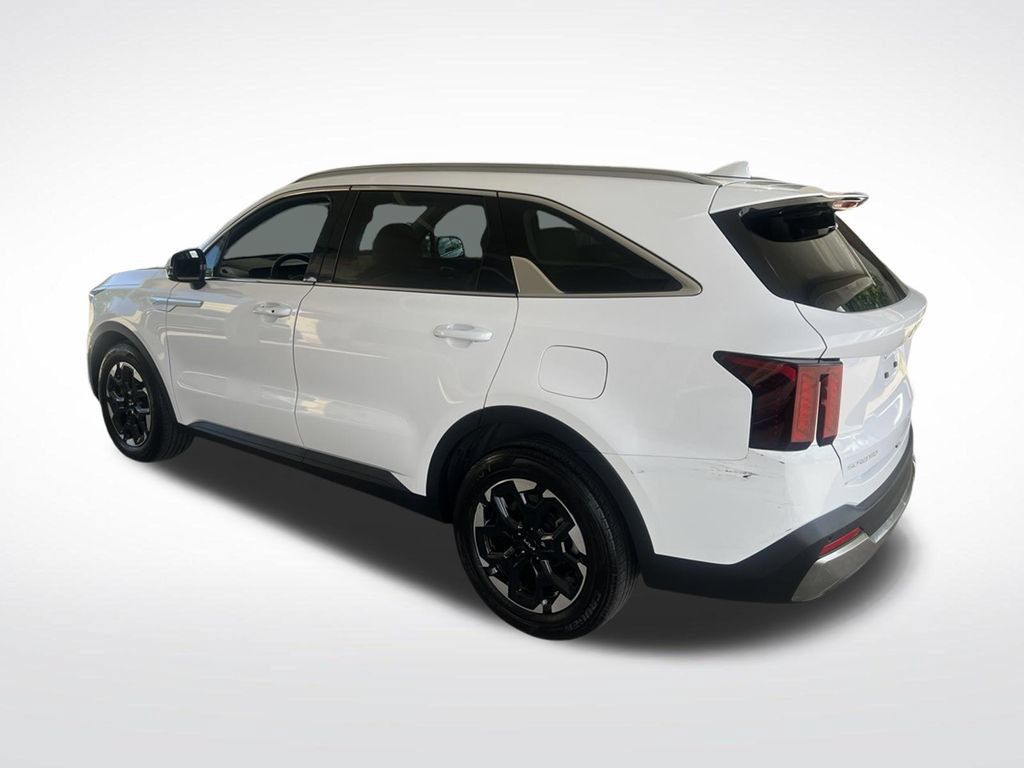 Certified 2024 Kia Sorento S w/ Panoramic Sunroof Package FWD image 46