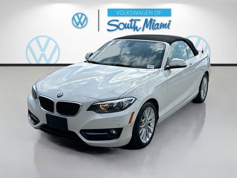 Used 2016 BMW 228i Convertible image 3