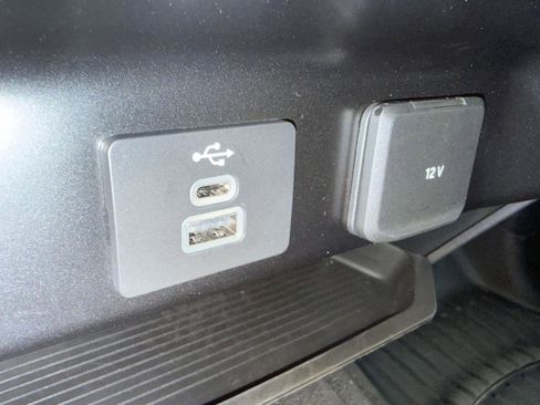 Used 2025 Ford F250 XL w/ XL Chrome Package image 27