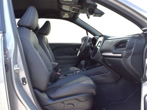 Used 2025 Subaru Forester Limited AWD/4WD image 29