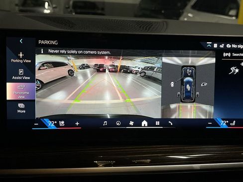 Used 2026 BMW X7 xDrive40i image 17