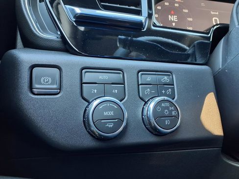 New 2026 GMC Sierra 1500 SLT w/ SLT Premium Plus Package image 14