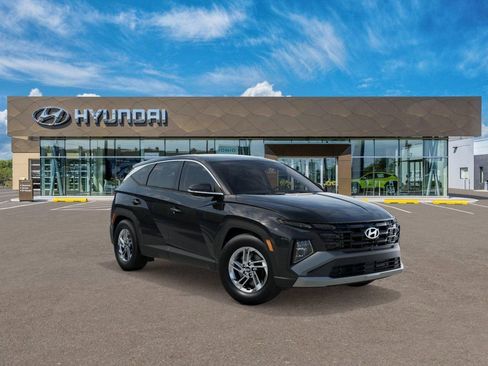 New 2026 Hyundai Tucson SE image 2