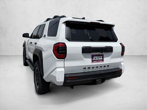 Certified 2025 Toyota 4Runner TRD Off-Road Premium AWD/4WD image 5
