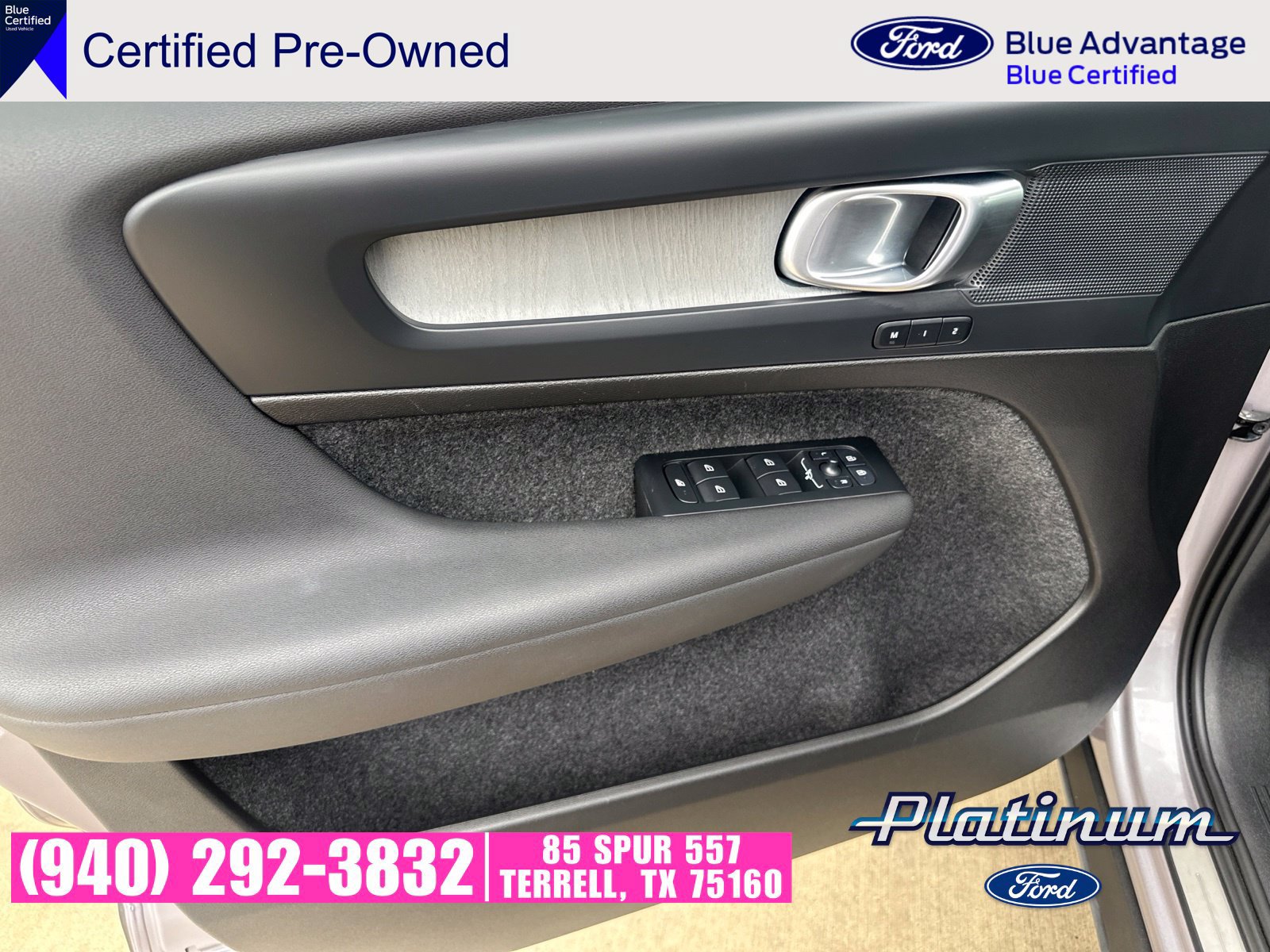 Used 2026 Volvo XC40 B4 Core w/ Climate Package FWD image 16