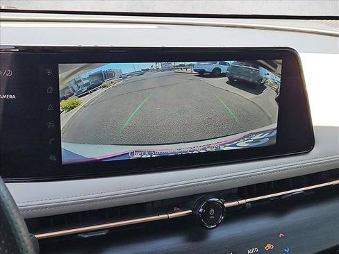 Certified 2023 Nissan Ariya FWD image 17