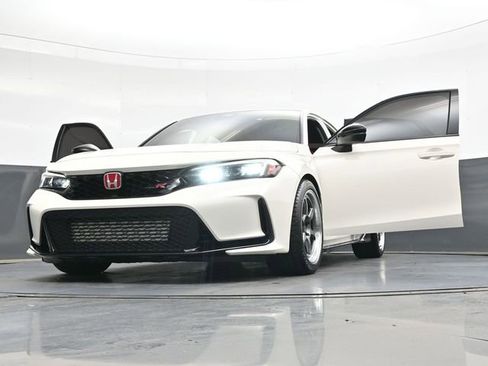 Used 2025 Honda Civic Type R image 42