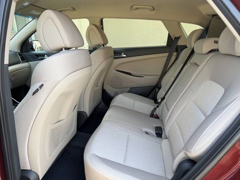 Used 2016 Hyundai Tucson SE w/ Option Group 02 image 11