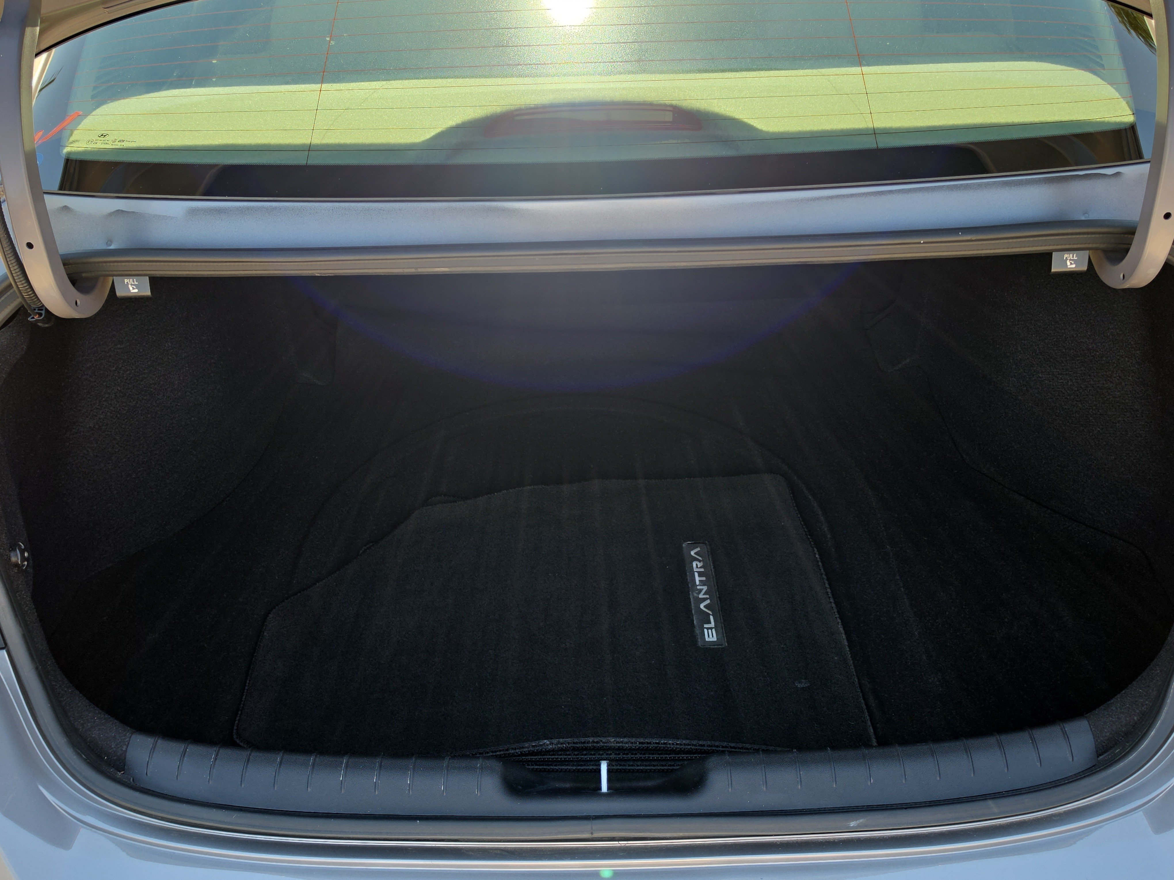 Used 2023 Hyundai Elantra SEL FWD image 10