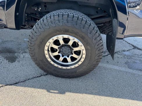 Used 2022 Ford F250 Lariat w/ Tremor Off-Road Package image 7