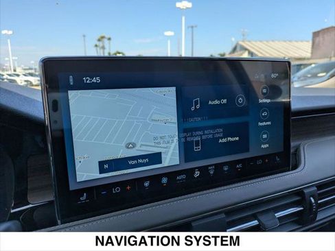 New 2025 Lincoln Corsair Reserve image 9