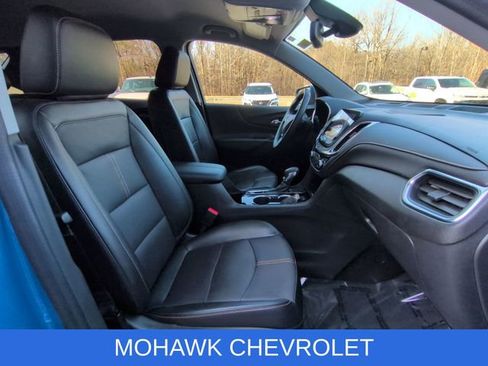 Used 2024 Chevrolet Equinox Premier AWD/4WD image 29