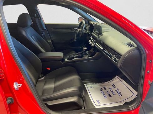 Used 2023 Honda Civic Sport image 9