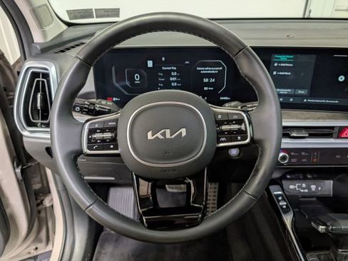 Used 2025 Kia Sorento SX AWD/4WD image 19