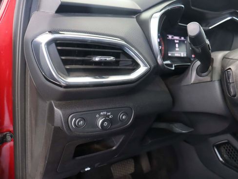 Used 2021 Chevrolet TrailBlazer LT w/ Convenience Package FWD image 13