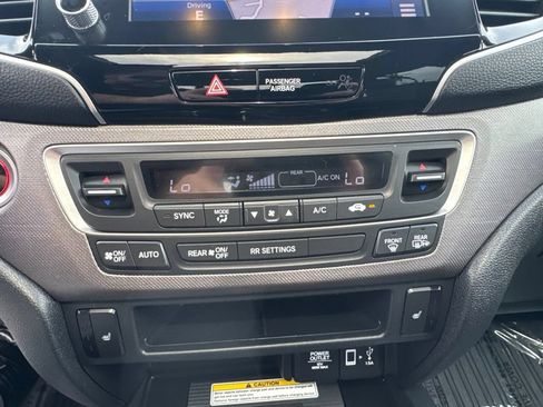Used 2023 Honda Ridgeline RTL-E image 24