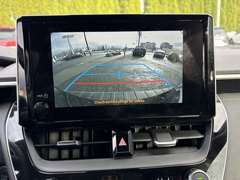 Used 2025 Toyota Corolla XSE image 27