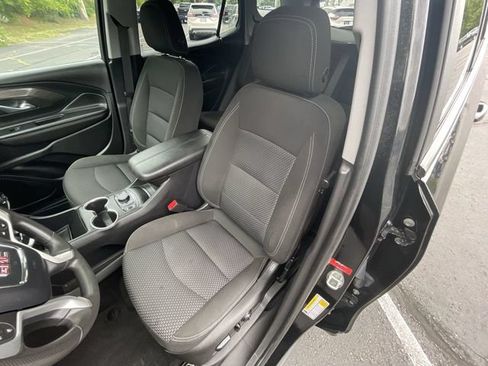 Used 2023 GMC Terrain SLE w/ Driver Convenience Package FWD image 19