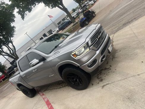 Used 2021 RAM 1500 Laramie w/ Laramie Southwest Edition RWD image 3