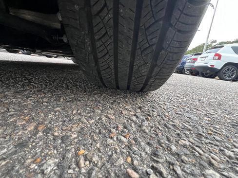 Used 2014 INFINITI Q50 Premium w/ Navigation Package image 20