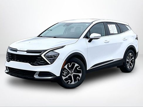 Used 2025 Kia Sportage EX FWD image 2