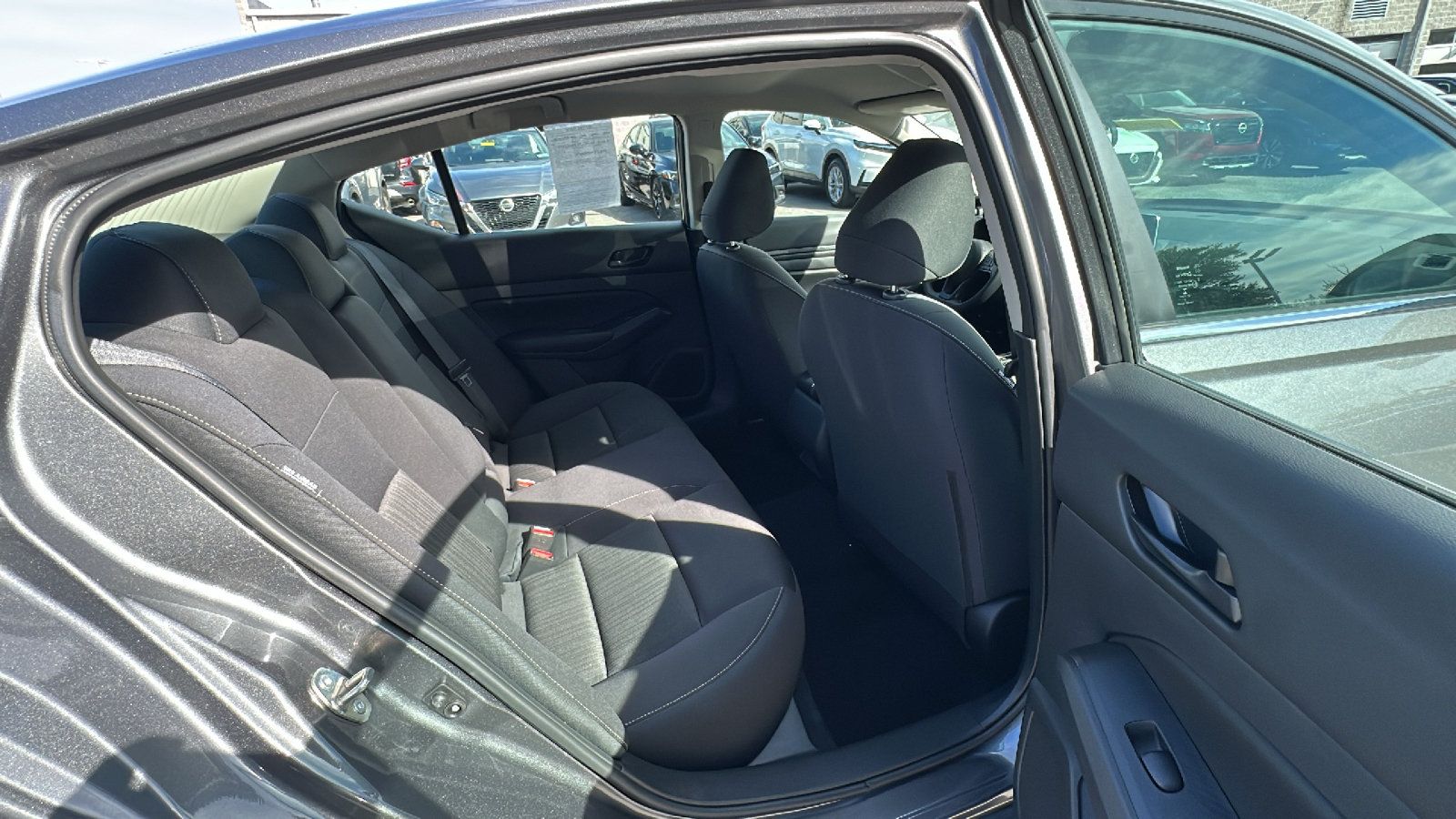 Certified 2025 Nissan Altima 2.5 S FWD image 23