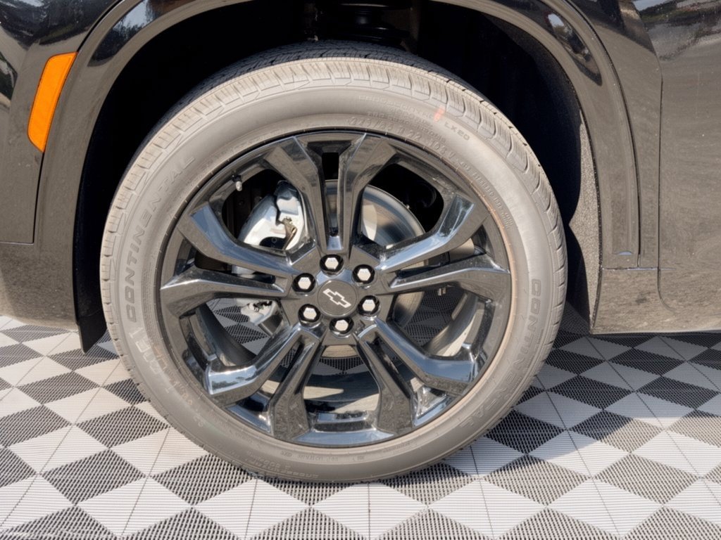 New 2027 Chevrolet Traverse RS FWD image 13