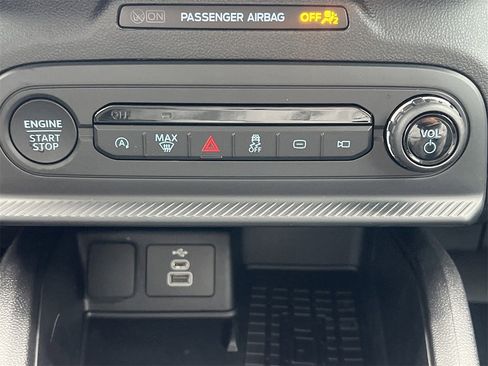 New 2025 Ford Bronco Sport Heritage w/ Convenience Package image 6