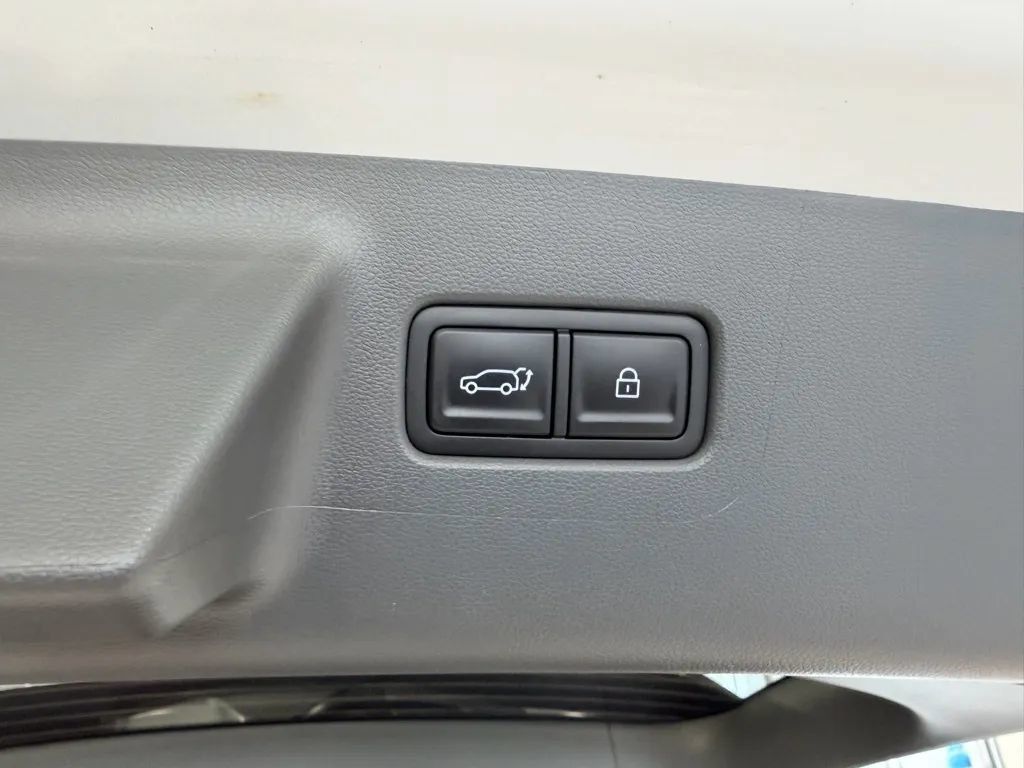 Used 2026 Hyundai Santa Fe SEL AWD/4WD image 20