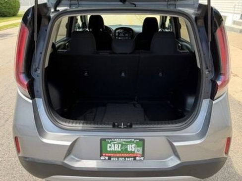 Used 2023 Kia Soul LX w/ LX Technology Package FWD image 14