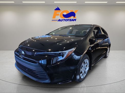 New 2026 Toyota Corolla LE FWD image 1