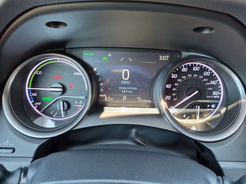 Used 2021 Toyota Camry XSE w/ Navigation Upgrade Package FWD image 11