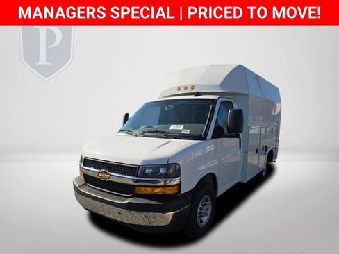 New 2025 Chevrolet Express 3500 w/ Power Convenience Package image 12