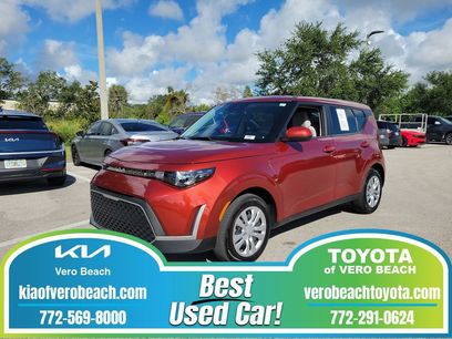 Used 2025 Kia Soul LX