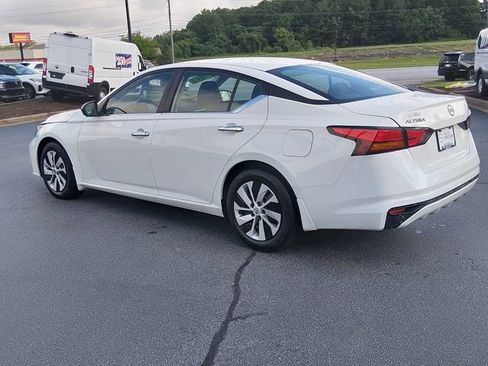 Certified 2024 Nissan Altima 2.5 S FWD image 5