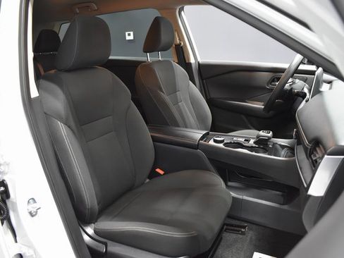 Certified 2025 Nissan Rogue S image 14