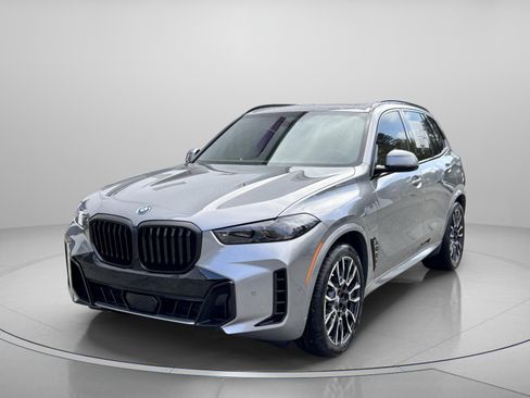 Used 2026 BMW X5 xDrive50e w/ Executive Package image 2