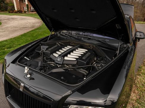Used 2014 Rolls-Royce Ghost image 18