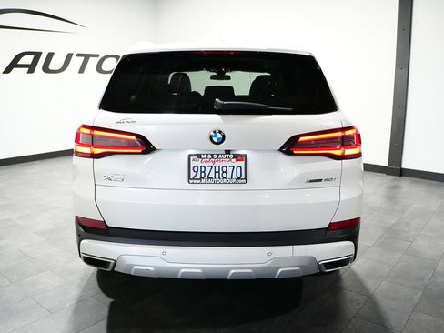 Used 2022 BMW X5 xDrive40i w/ Premium Package image 10
