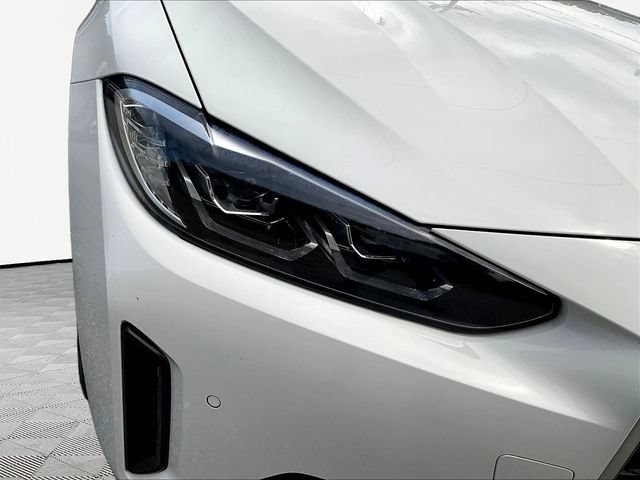 Used 2023 BMW i4 eDrive40 w/ Premium Package RWD image 34
