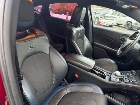 Used 2015 Chrysler 200 S w/ Navigation & Sound Group I image 17