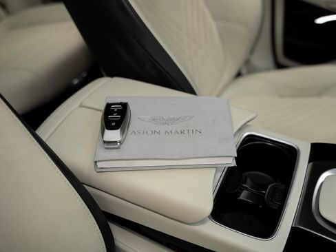 Used 2023 Aston Martin DBX AWD/4WD image 79
