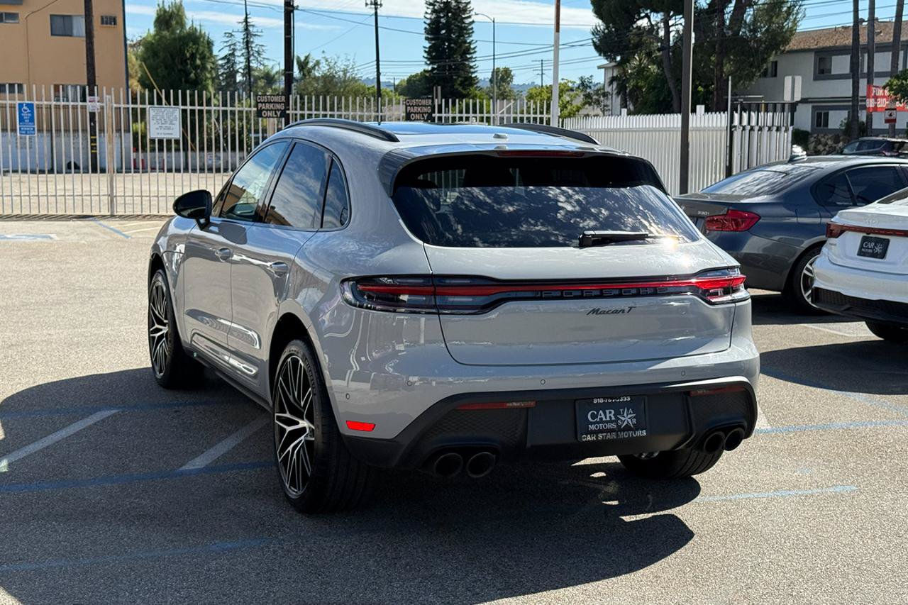 Used 2023 Porsche Macan Turbo w/ Premium Package Plus AWD/4WD image 10