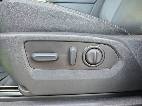 Used 2023 GMC Sierra 2500 Denali image 30