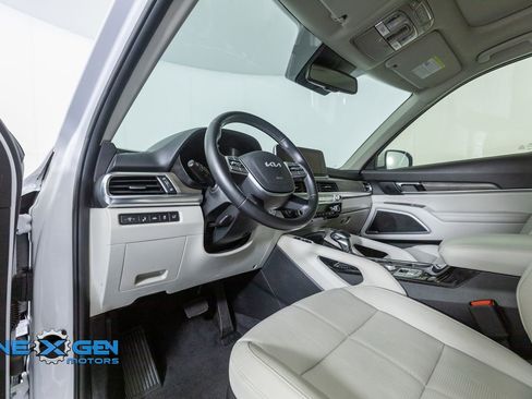 Used 2022 Kia Telluride EX w/ EX Premium Package image 10
