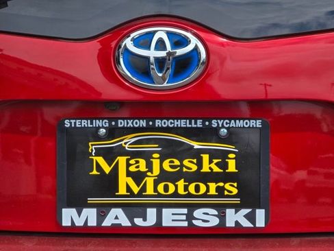 Used 2019 Toyota Prius Prime Premium image 11