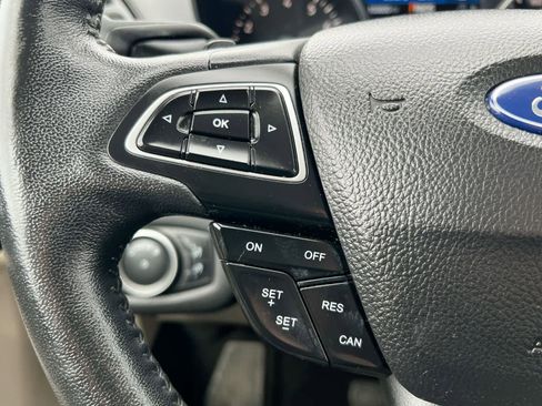 Used 2018 Ford Escape Titanium image 23