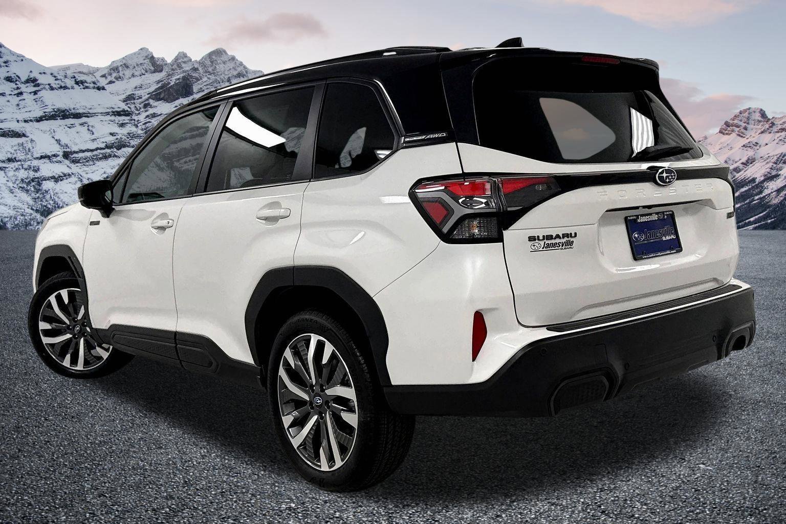 New 2026 Subaru Forester Touring AWD/4WD image 3